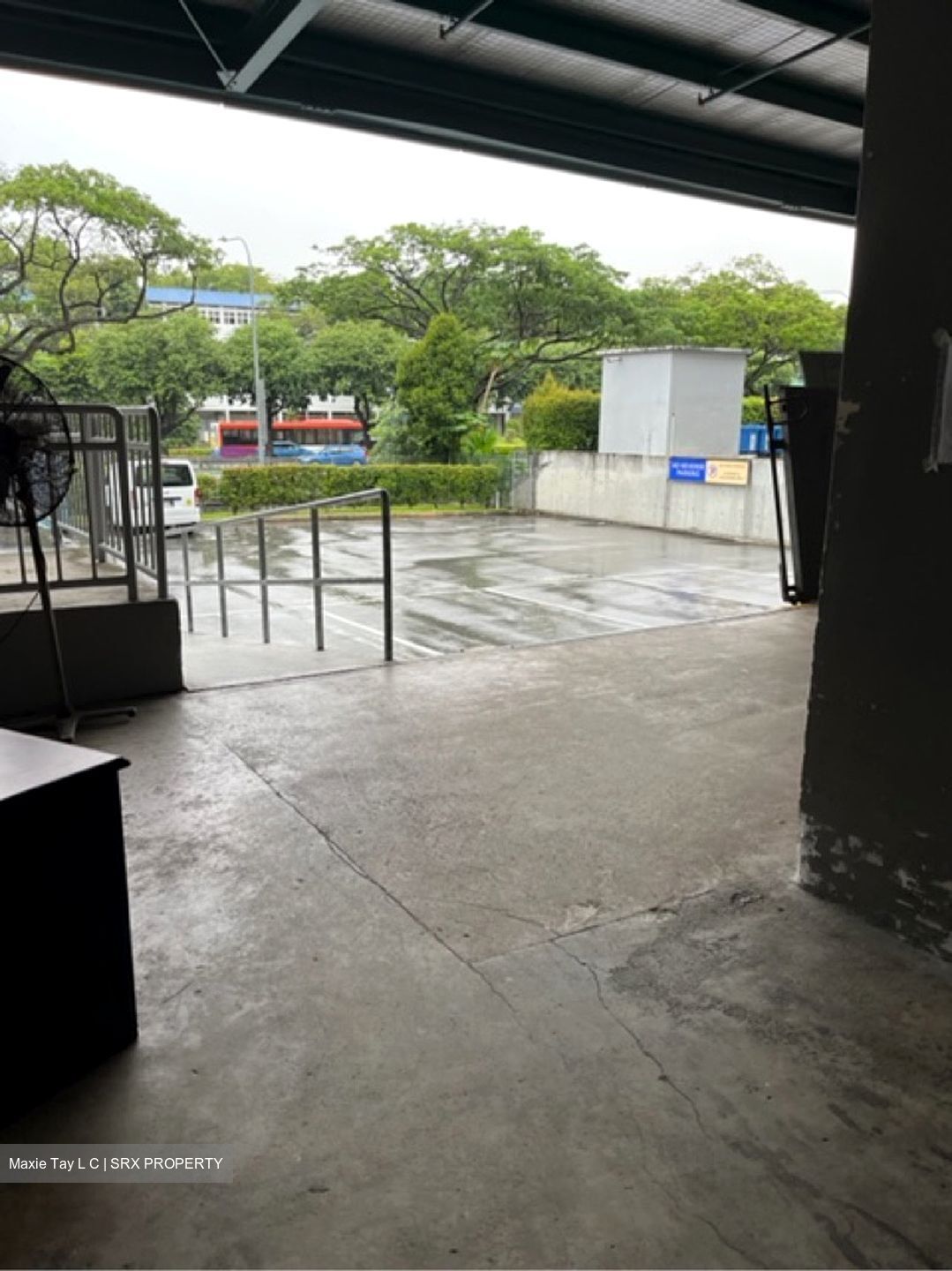 Bizlink Centre (D14), Warehouse #596420291
